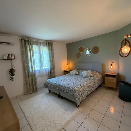 Maison En Drome Provencale La Pascaline Сasa de vacaciones